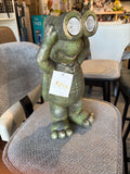 Solar Powered Frog Garden Statue with Light-Up Binocular Eyes Outdoor Patio Yard Decor