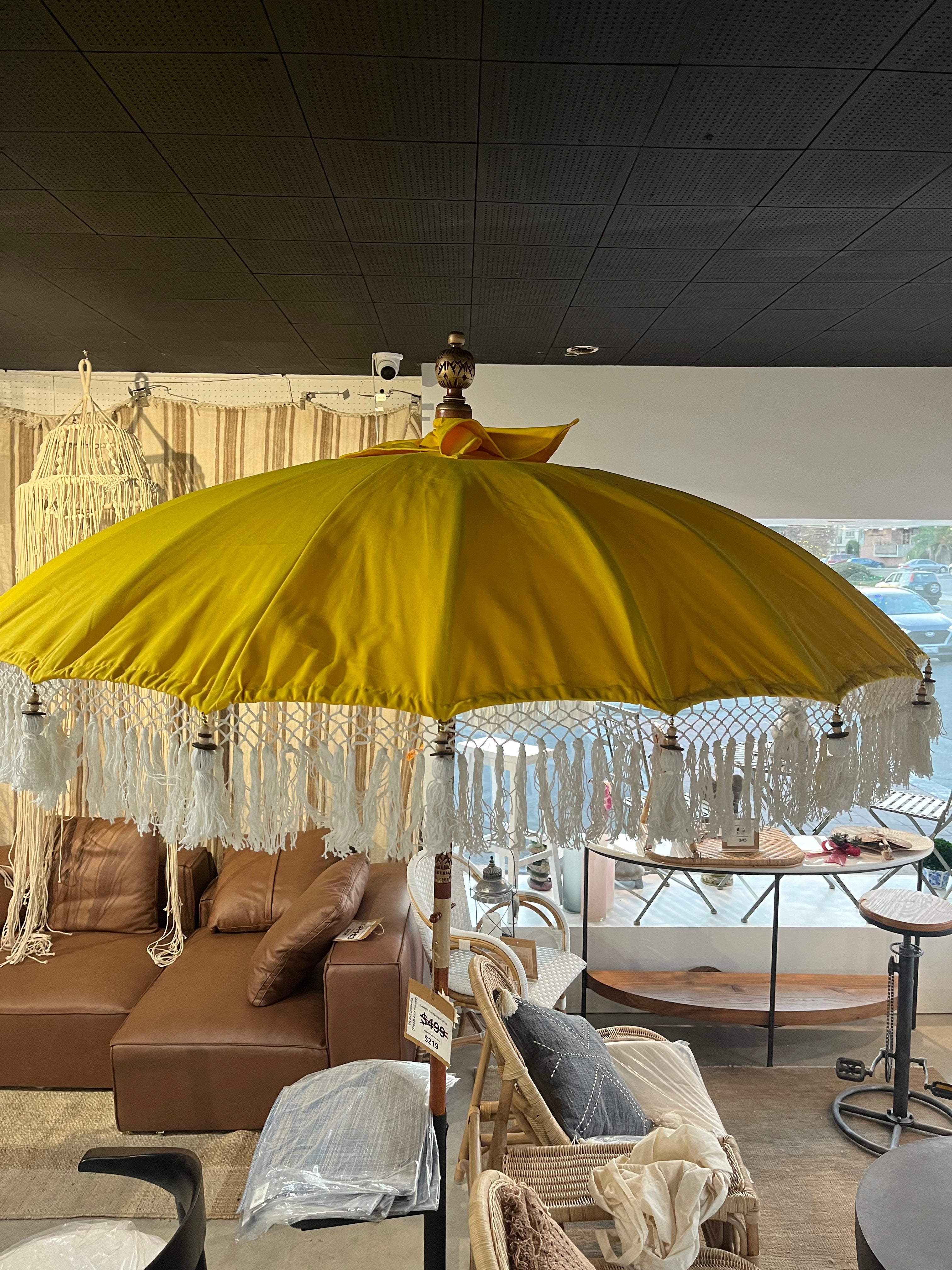 balinese patio umbrella Balinese Bali Hand Made Patio, Pool, Deck, Lounging Umbrella with Whit – Mega Brown Box