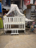Portable Mini Baby Crib - Cunas para Bebes with Changing Shelf and Mattress Included,Wheeled Wood Baby Bassinet,Bassinet Bedside Co Sleeper for Small Room,White