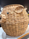 Woven pig basket – real photo, side close-up of the weave, ear and snout
