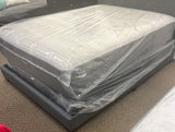 Beautyrest Silver BRS900 13 inch Plush Euro Top Mattress, and box spring